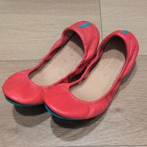 Clarks Red and Teal Women's Flats